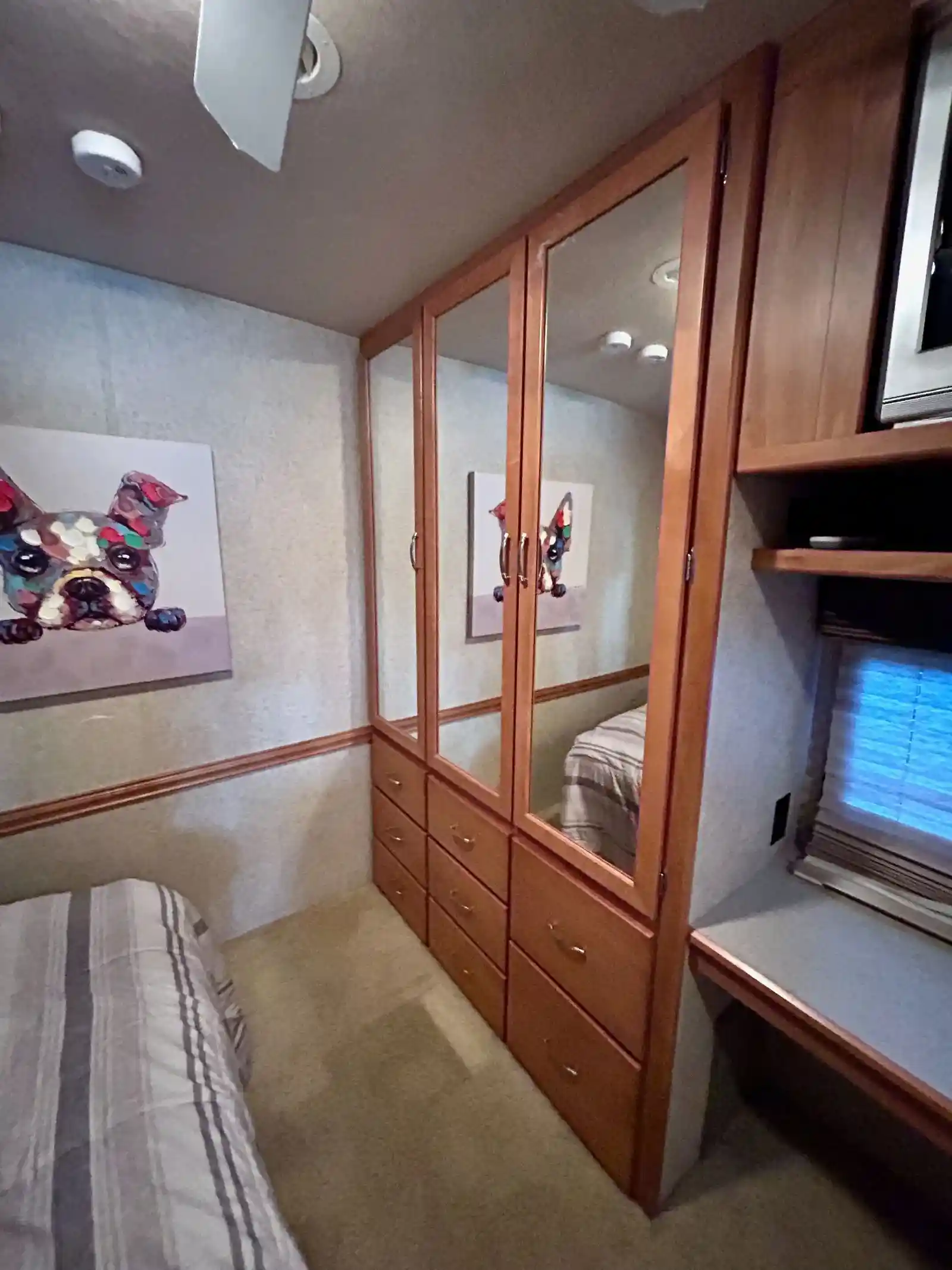 
								2006 Itasca SUNRISE33V full									