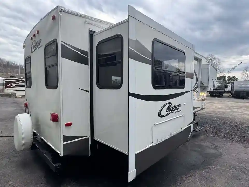 
								2012 Keystone COUGAR 29RES full									