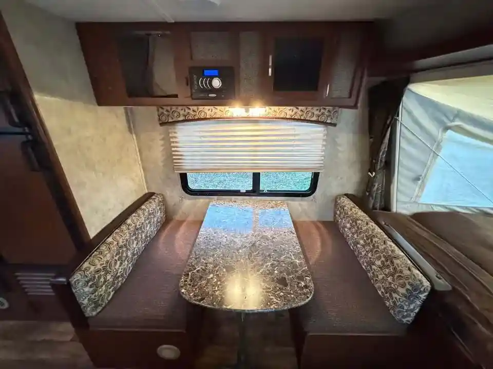 
								2015 Keystone PASSPORT 171EXP full									