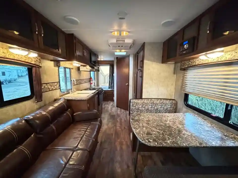 
								2015 Keystone PASSPORT 171EXP full									