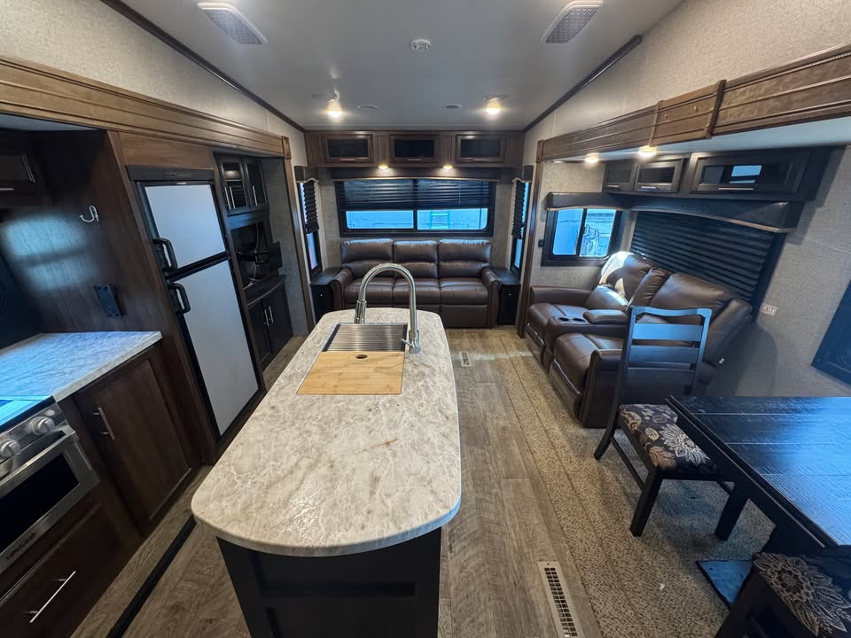 
								2019 Jayco Eagle 28RSX full									