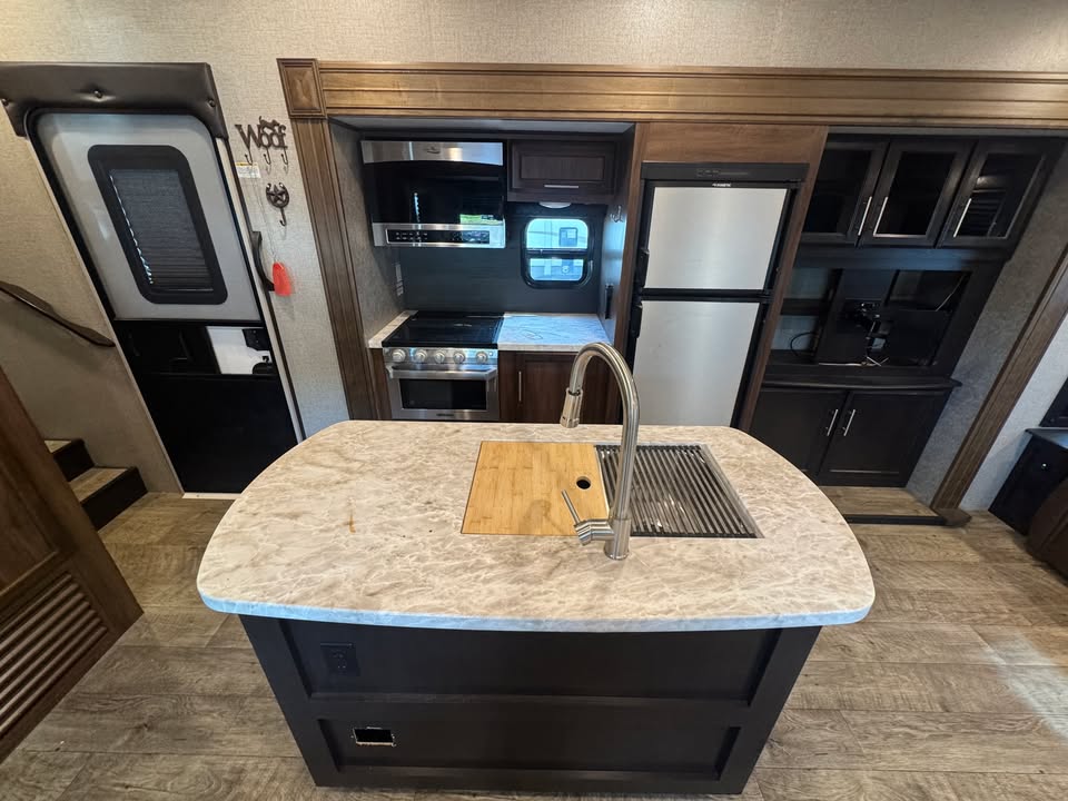 
								2019 Jayco Eagle 28RSX full									