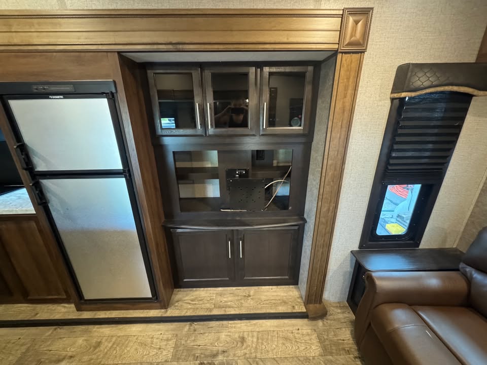 
								2019 Jayco Eagle 28RSX full									
