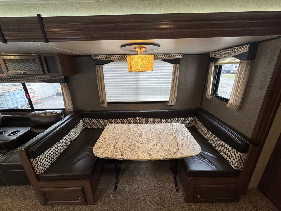 
								2018 Heartland Trail Runner 25RL full									