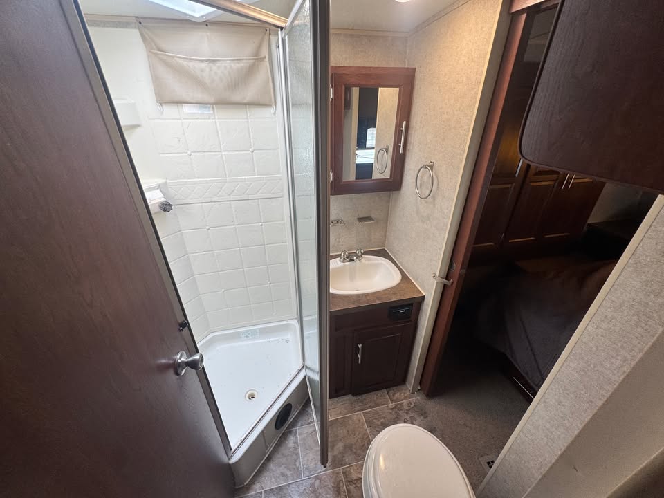 
								2015 Forest River Rockwood 2703ws full									